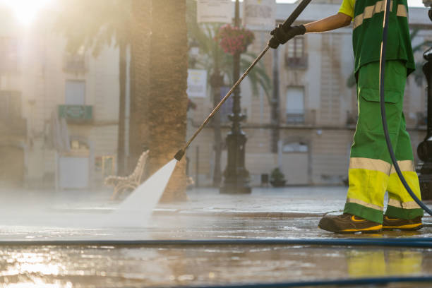Best Animal Enclosure Cleaning  in Mechanicstown, NY